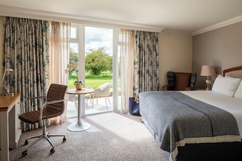 Executive Double or Twin Room, Golf View