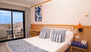 Double Room, Balcony (Urban)