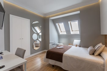 Single Room, 1 Large Twin Bed