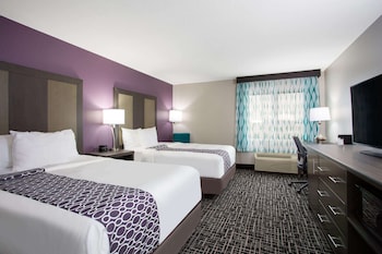 Room, 2 Double Beds, Non Smoking, Mountain View