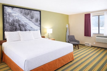 Room, 1 King Bed, Non Smoking