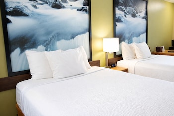 Suite, 2 Queen Beds, Non Smoking