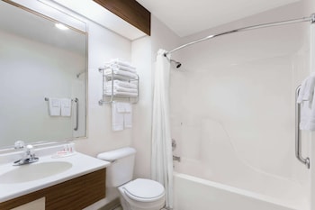 Suite, 1 King Bed, Non Smoking