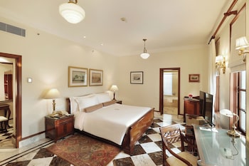 Room, 1 King Bed (Heritage)