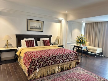 Luxury Studio Suite (Ashok)