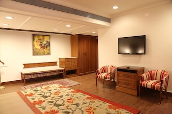 Suite (Ashok Heritage)