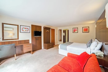 Standard Family of 5 Room