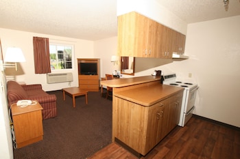 Suite, 1 King Bed, Non Smoking, Kitchen