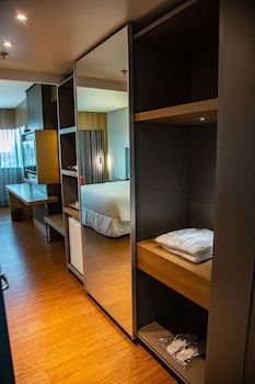 Privilege, Apartment, 1 King Bed