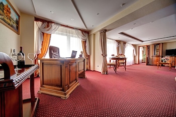 Suite, 1 Bedroom, 2 Bathrooms