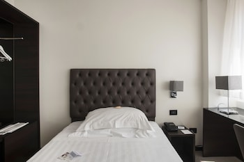 Classic Single Room