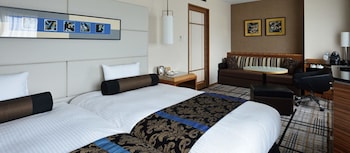 [with Lounge access] Granvia Deluxe Twin, Non Smoking  (37sqm, 20F)