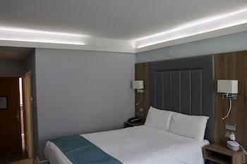 Deluxe Room, 1 Double Bed, Non Smoking (with Sofabed)