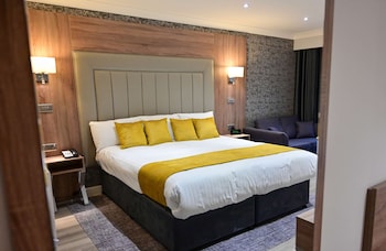 Superior Room, 1 King Bed, Non Smoking