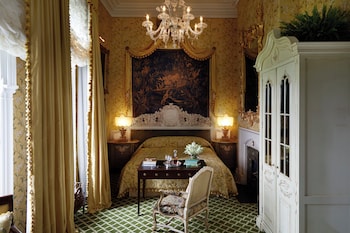 Deluxe Room, Lake View