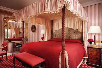 Junior Room (Stateroom)