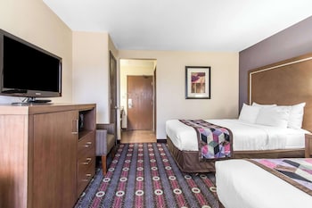 Standard Room, 2 Double Beds, Non Smoking