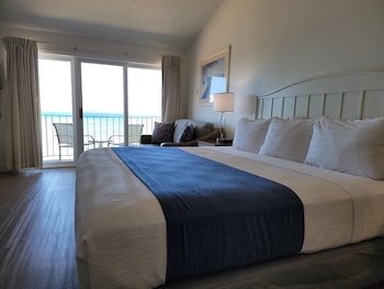 Studio, 1 King Bed, Jetted Tub, Bay View