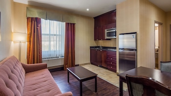 Suite, 2 Queen Beds, Non Smoking, Kitchenette