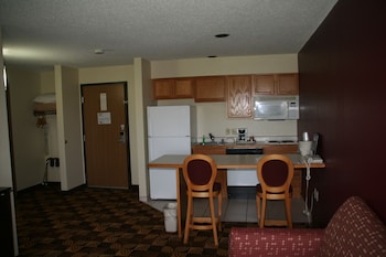 Luxury Suite, 1 King Bed, Non Smoking (One-Bedroom Suite)