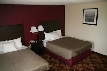 Room, 2 Queen Beds, Accessible, Non Smoking