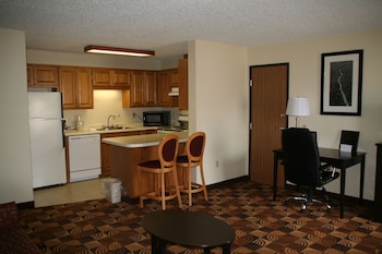 Suite, 2 Queen Beds, Non Smoking (One-Bedroom Suite)