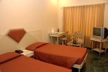 Club Room, 1 King Bed