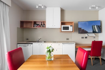 Studio (Apartment)