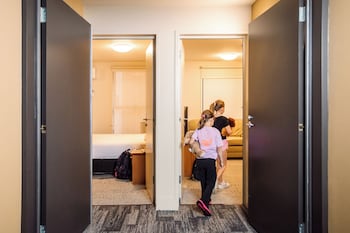 3 Bedroom Connected Loft Apartment