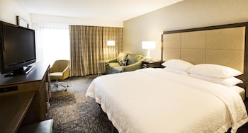 Room, 1 King Bed (Study)