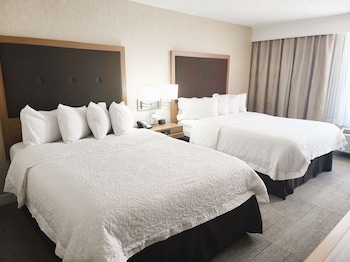 Room, 2 Queen Beds, Non Smoking, Refrigerator (Shower Only)