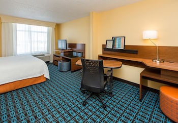 Room, 1 King Bed with Sofa bed, Mobility Accessible (Accessible Bathtub)
