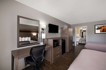 Standard Room, 2 Queen Beds, Accessible, Non Smoking