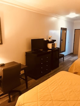 Room, 2 Queen Beds, Non Smoking