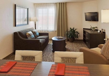 Suite, 1 Queen Bed with Sofa bed, Non Smoking