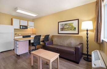 Deluxe Studio, Multiple Beds, Non Smoking