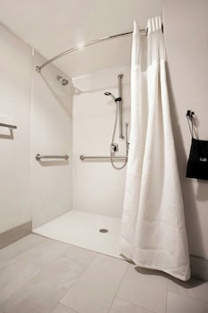 Room, Multiple Beds, Hearing Accessible