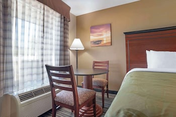 Standard Room, 2 Queen Beds, Non Smoking