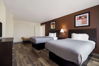 Suite, 2 Double Beds, Non Smoking