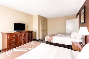 Suite, 2 Double Beds, Non Smoking