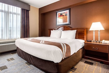 Standard Suite, 1 King Bed, Non Smoking