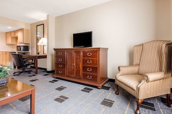 Suite, 2 Double Beds, Non Smoking