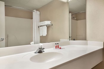 Superior Room, 1 King Bed, Non Smoking, Jetted Tub