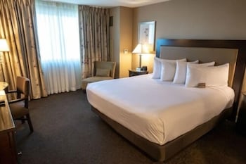 Deluxe Room, 1 King Bed, Non Smoking (Stay Well)