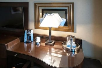 Deluxe Room, 1 King Bed, Non Smoking (Stay Well)