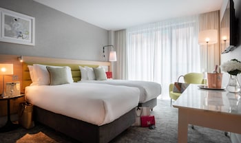 Signature Twin Room
