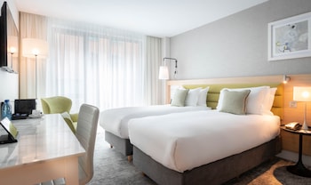 Signature Twin Room