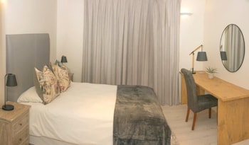 Superior Room, 1 King Bed with Sofa bed