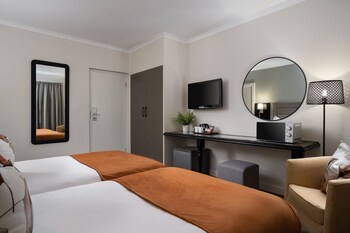 Deluxe Room, 2 Twin Beds