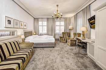 Deluxe Room, 1 Double Bed